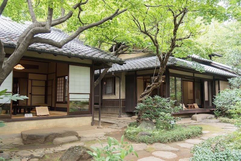 林芙美子記念館