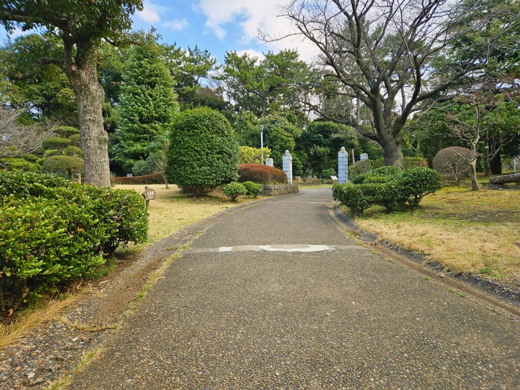広い歩道